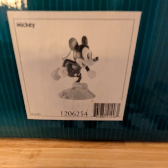 WDCC Millenium Mickey "On Top of the World" Figurine New with Box and COA - Picture 11 of 11
